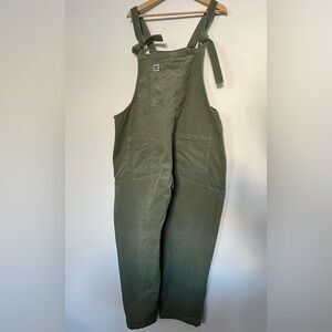 ☘️ Lucy & Yak Original Corduroy Dungarees Limited Edition colour Green Bay US16